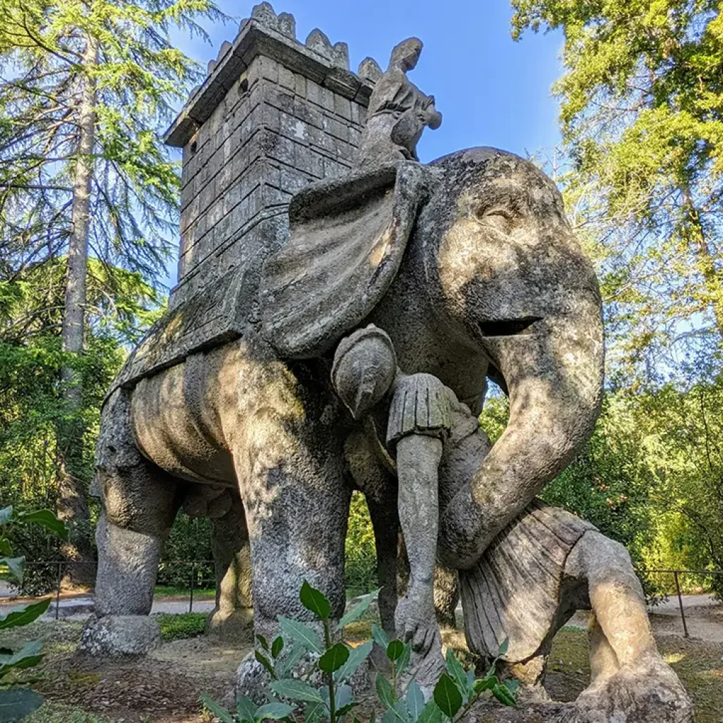 Statua dell'elefante nel Parco dei Mostri di Bomarzo, Tuscia